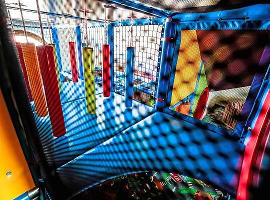 Trampolina z siatką